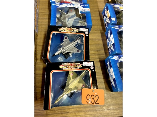 4 Die Cast Model Planes