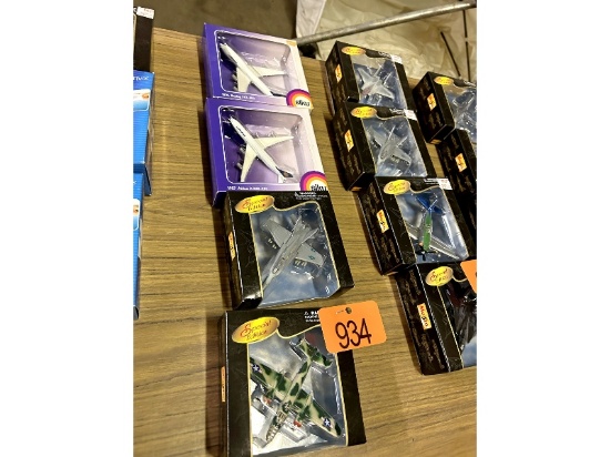 4 Die Cast Model Planes