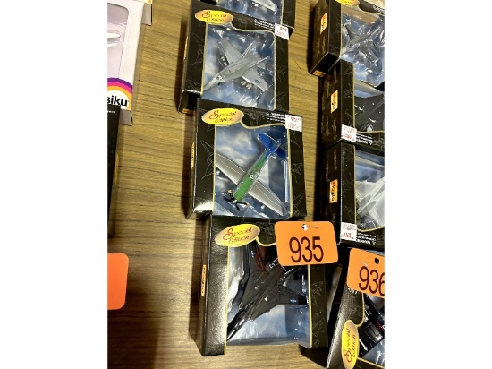4 Die Cast Model Planes