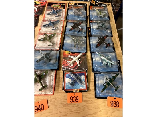 4 Die Cast Model Planes