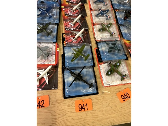 6 Die Cast Model Planes