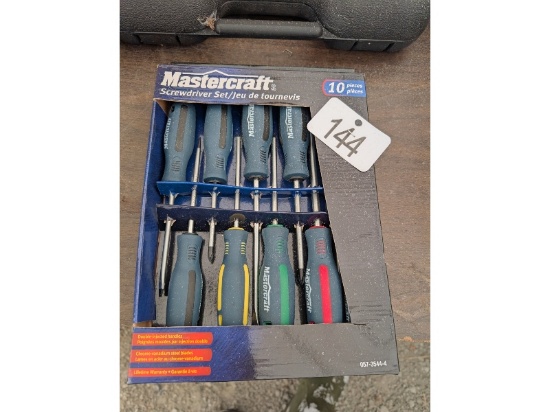 New Mastercraft Screwdriver Set