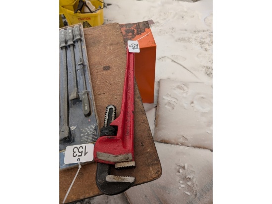 24" Pipe Wrench