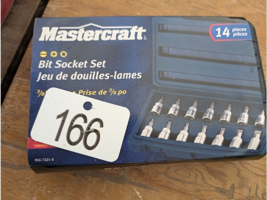 New Mastercraft Bit Socket Set