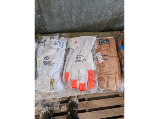 3 Pairs of New Large Endura Insulated Gloves