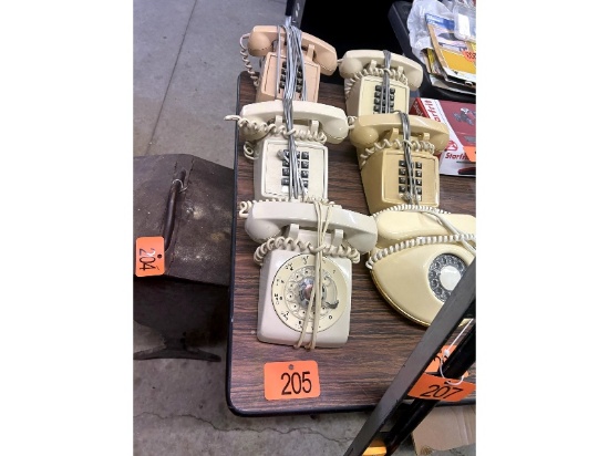 3 Telephones