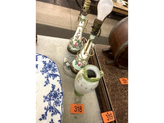 2 Lamps & Vase