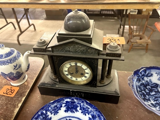 Mantle Clock