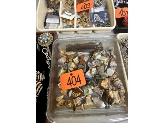 Tray of Collectibles
