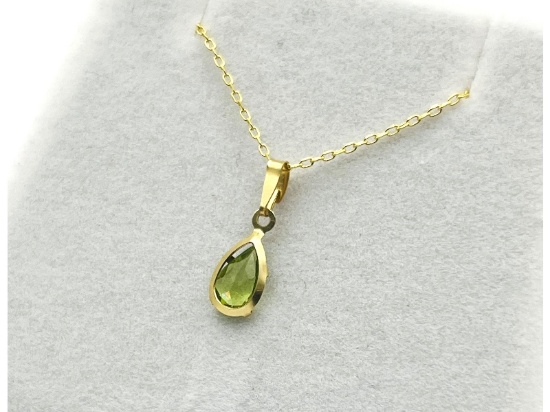14KT Yellow Gold Natural Peridot Pendant with Gold Plated Sterling Silver Chain