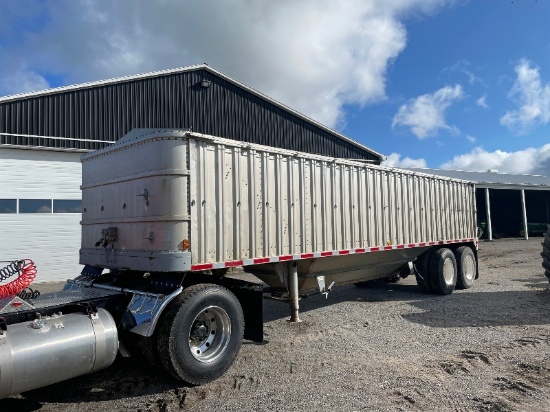 Wilson 30' Double Hopper Trailer - No Ownership