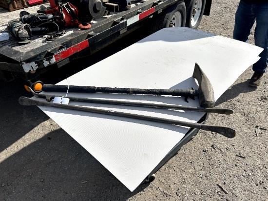 Tire Hammer & 2 Tire Bars