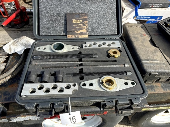 New Tiger Tool King Pin Press