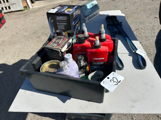 Tote of Polishing Solvent