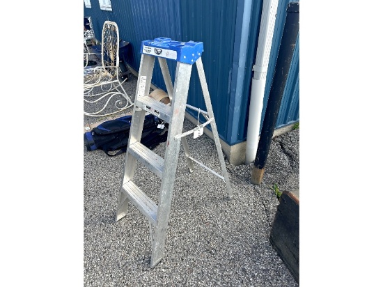 4' Ladder