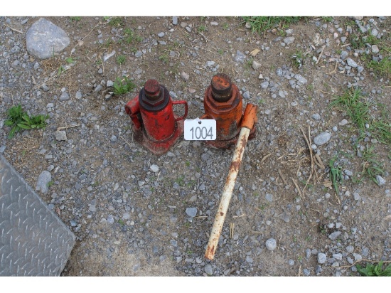 2 Bottle Jacks