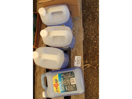 4 Gallons of Washer Fluid