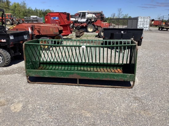10' Small Stock Feeder - Excellent Condition