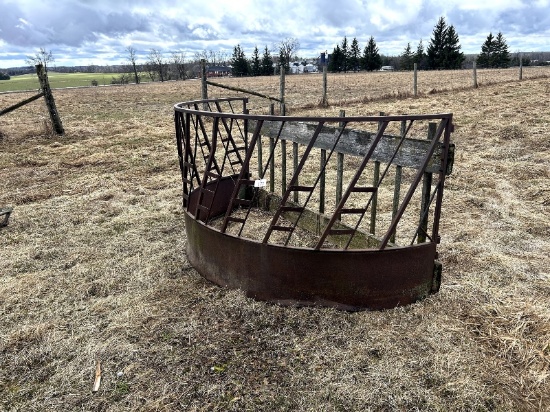 Hay Feeder