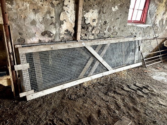 3 Sheep Gates