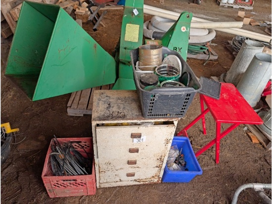 Assorted Electric Fencing Supplies