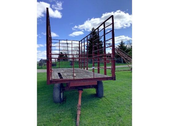 20' Steel Rack Wood Top Thrower Wagon