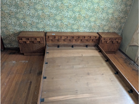 5 Piece Retro Bedroom Set
