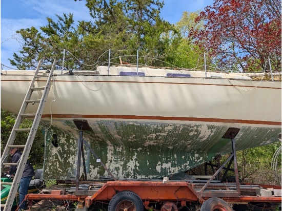 32' Douglas Sailboat - As Is, Where is and Tandem Trailer