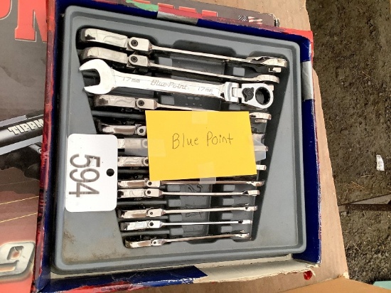 New Blue Point Ratcheting Wrench Set