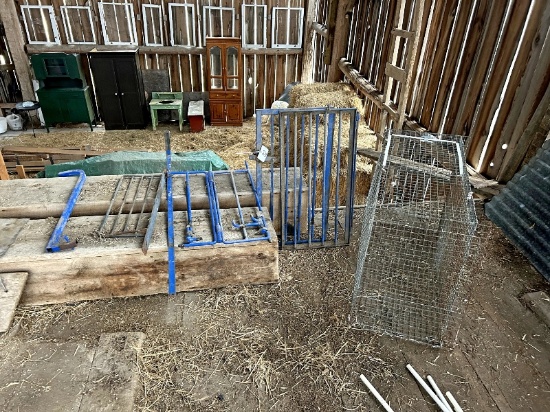 Small Stock Penning & Cage