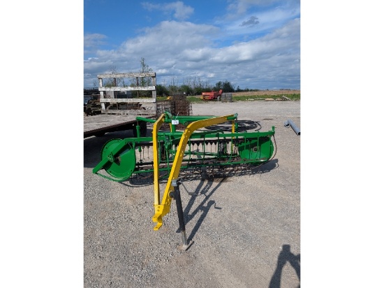 John Deere Side Delivery Rake