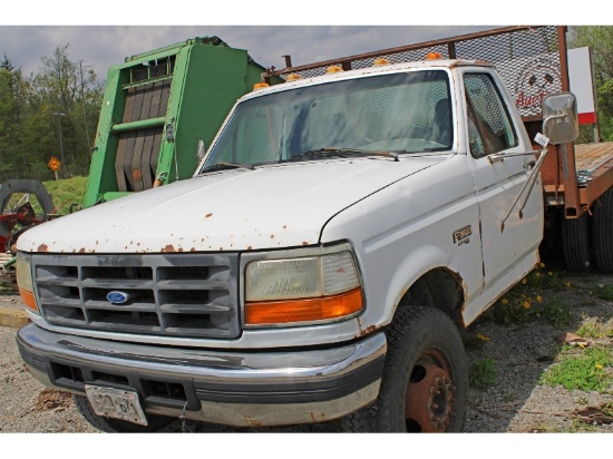 1997 Ford F Super Duty Flat Deck Truck - Has Ownership