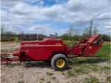 New Holland 575 Square Baler with 72 Belt Thrower