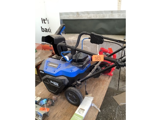 Mastercraft 2x20V Battery Snow Thrower With 2 Batteries & Charger - Works Great