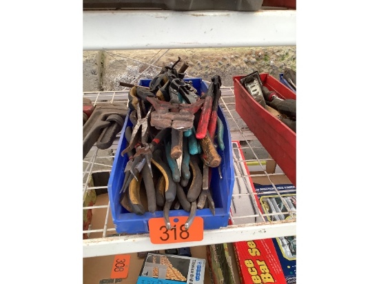 Tote of Pliers