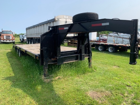 Gooseneck Flatbed Trailer