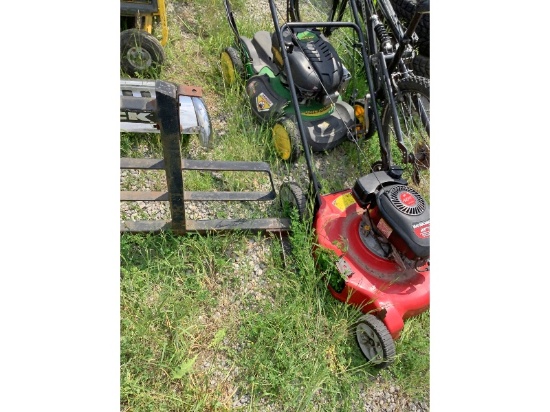 Yard Machines Lawnmower