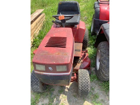 Wheel Horse Lawnmower
