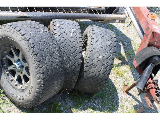 Set of 33x12.5R17 Truck Tires on 5 Bolt Rims