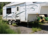 2001 Glen 24E 5th Wheel Trailer - Has Ownership