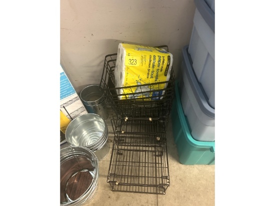Paper Towel & Baskets