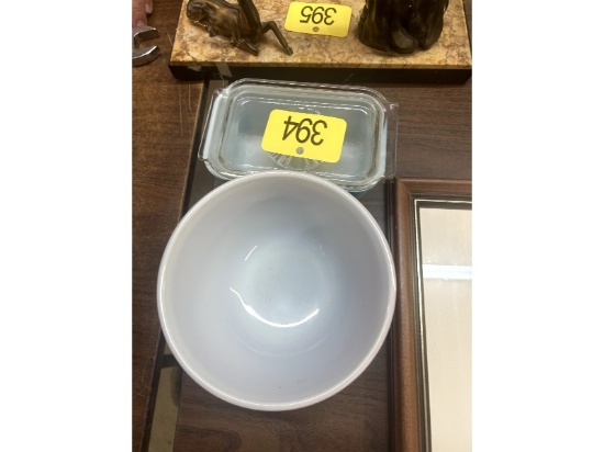2 Pyrex Dishes