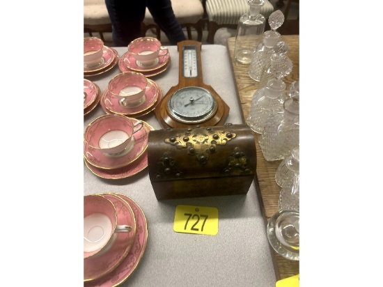 Barometer & Box