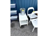 Table & Pails