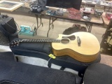 Eastman Guitar & Bag
