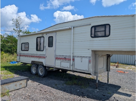 1992 Terry 5th Wheel Travel Trailer - Note: Was Written Off By Insurance