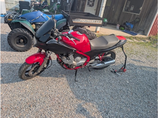 1992 Yamaha Seca 2 Motorcycle - Has Ownership