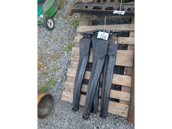 4 Cast Iron Legs