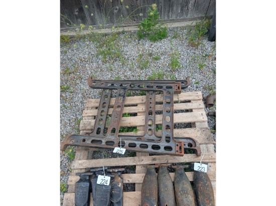 2 Cast Iron Legs