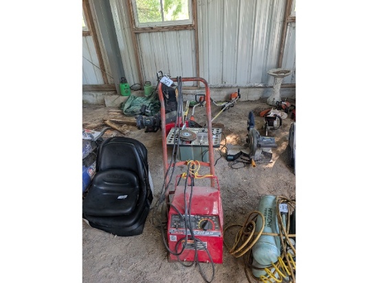Lincoln AC 225 GLM Welder With Cart